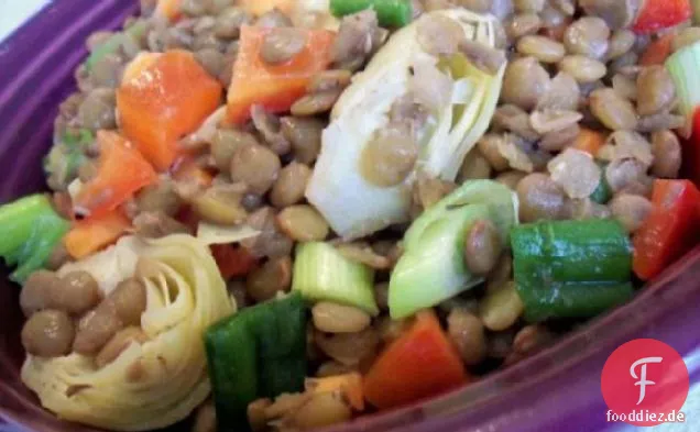 Einfacher warmer Linsensalat