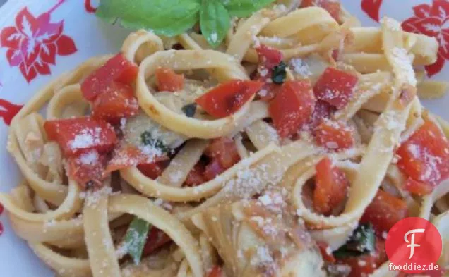 Pasta Mit Artischocken und basilikum