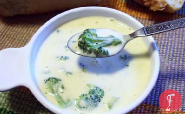 Awesome Creme von Brokkoli-Suppe