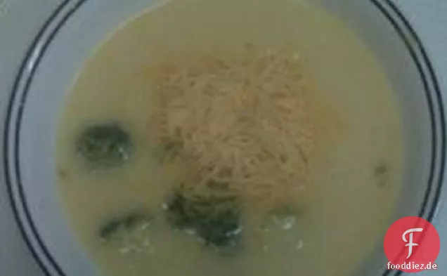 Brokkoli-Käse-Suppe IV