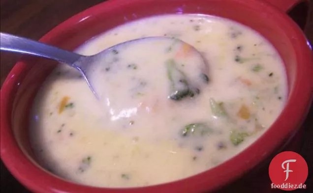 Kanadische Brokkoli-Käse-Suppe