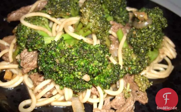 Fantastische Pfanne Rindfleisch und Brokkoli Lo Mein
