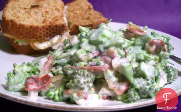 Leichte Hühner-Brokkoli-Alfredo-Suppe (weniger Fett)