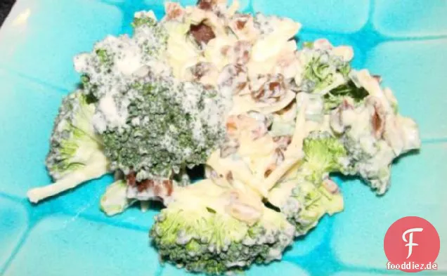 Tante Bobbies Brokkolisalat