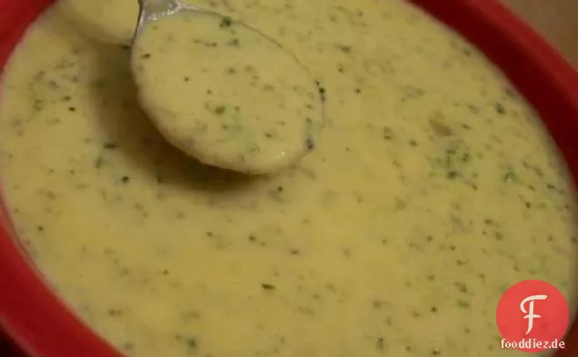 Brokkoli-Käse-Suppe