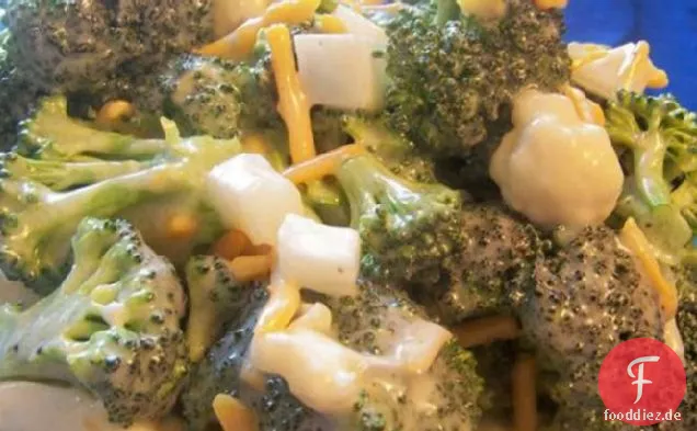 Cheddar-Brokkoli-Salat