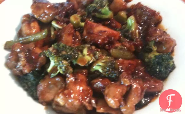 Chinesisches Take-Out General Tsos Huhn