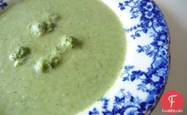 Huhn und Brokkoli Pfanne rühren-Braten