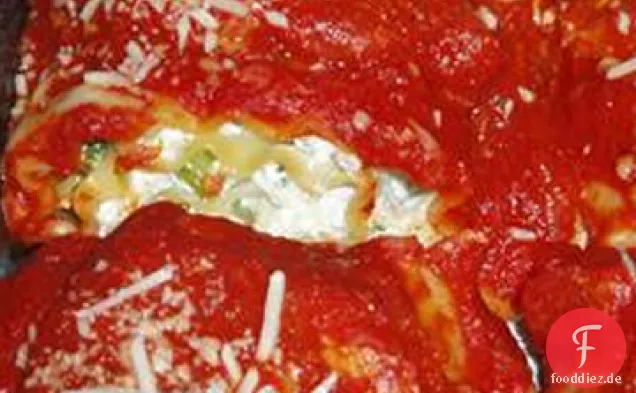 Brokkoli-gefüllte Lasagne Spiralen