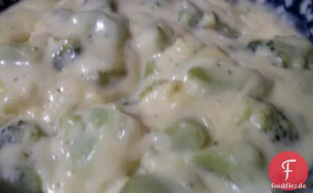 Brokkoli-Käse-Eintopf-Suppe