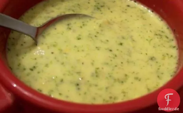 Brokkoli Cheddar Suppe
