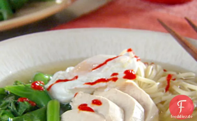 Chinesische Eiernudelsuppe