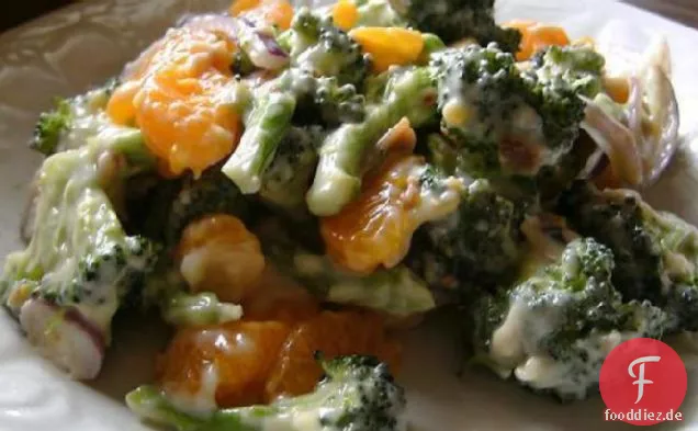 Brokkoli Mandarinensalat