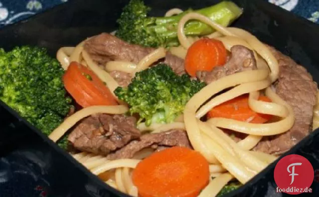 Asiatische Rindfleisch-Nudel-Schüssel (Kraft)