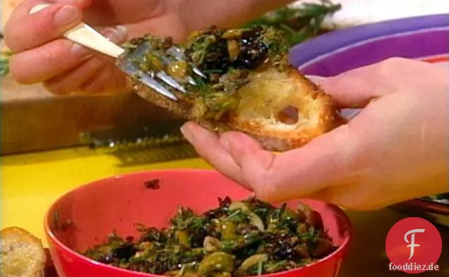 Oliven-Rosmarin-Crostini