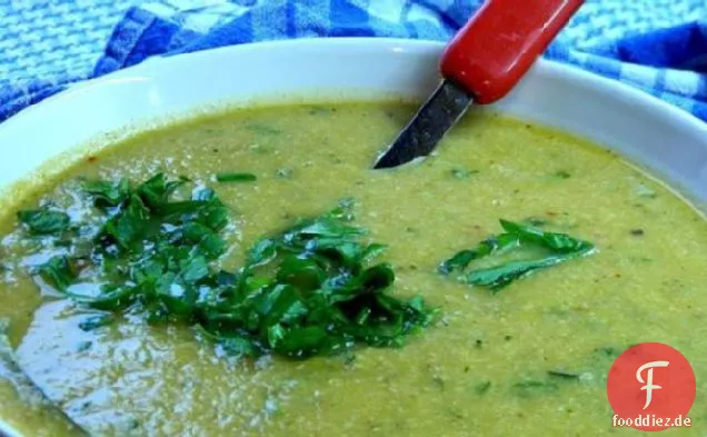 Leichte und gesunde Blumenkohlsuppe