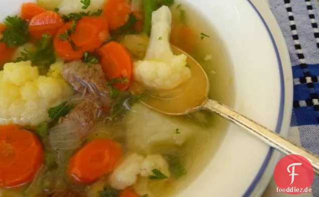 Mamas Gemüsesuppe mit Huhn oder Rindfleisch(Deutsche Gemuse Suppe)