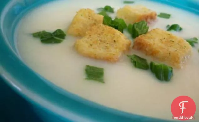Blumenkohlsuppe mit Croutons
