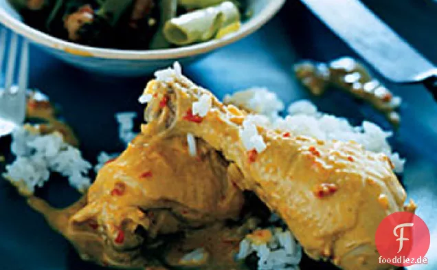 Huhn in würziger Kokosnusssauce