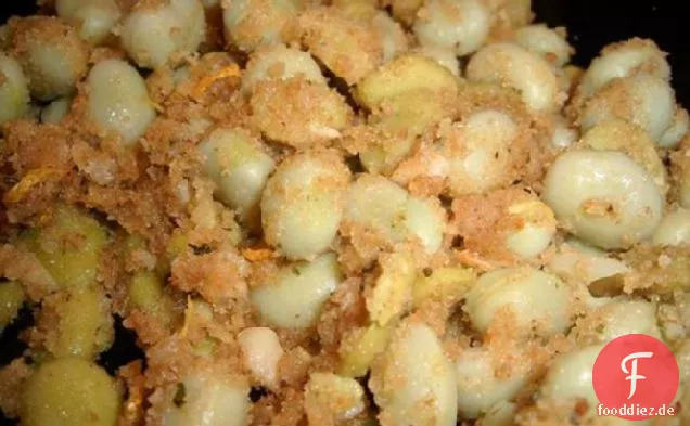 Saubohnen mit Pangrattato