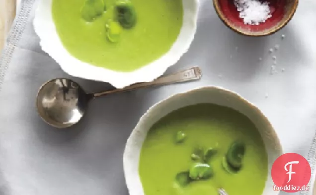Fava-Bohnen-Suppe