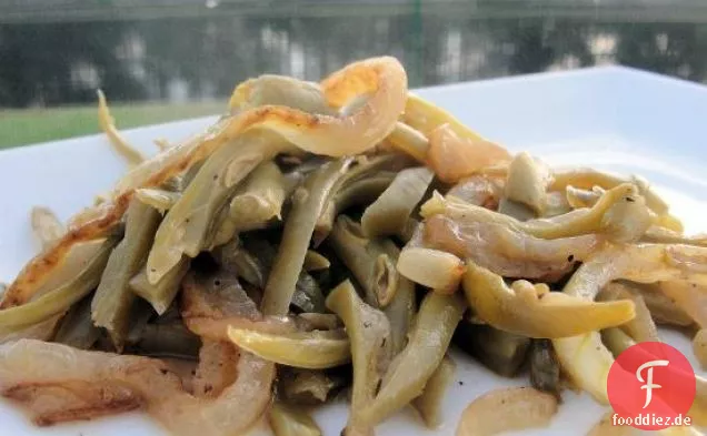 Nigerianischer Kidneybohneneintopf mit Erdnusssauce