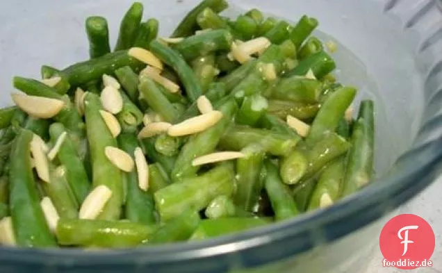 Lackiert Tofu-Dreiecke Mit Grünen Bohnen und Cashews