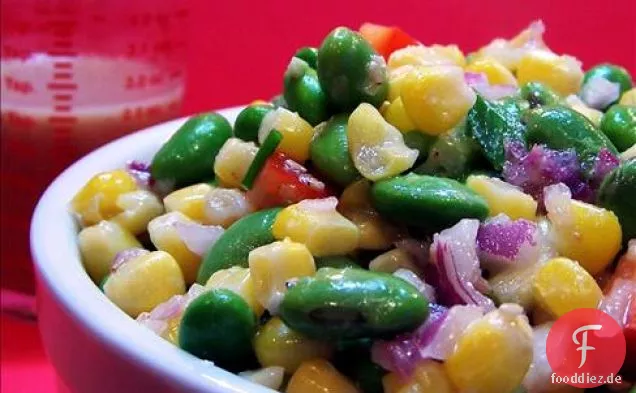 Sojabohnen-Succotash mit Sesam-Ingwer-Vinaigrette