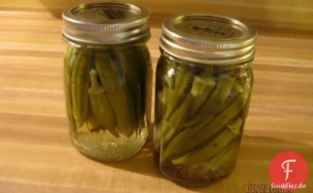 Pfanne Okra und Reis
