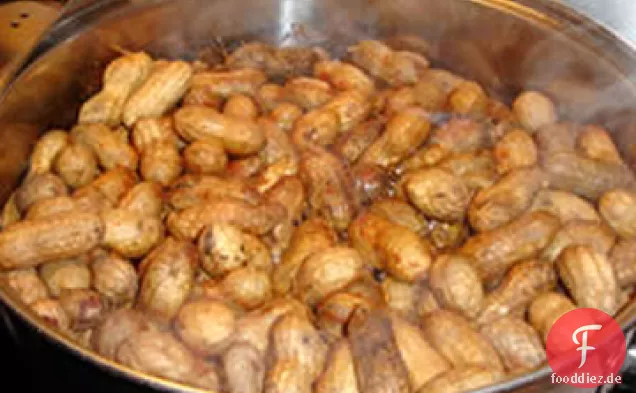 Cajun Gekochte Erdnüsse