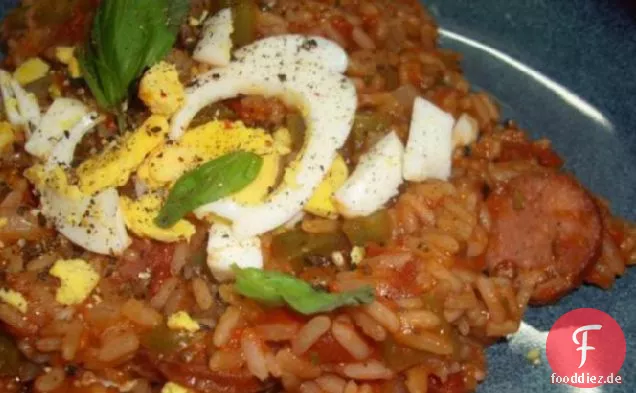 Spanischer Reis im Barbecue-Stil