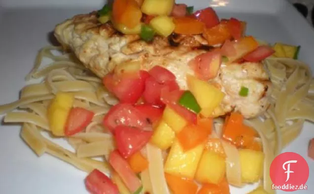 Knoblauch-Limette gegrilltes Hähnchen mit Mango-Salsa