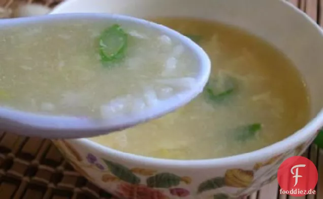 Reis- und Eiersuppe