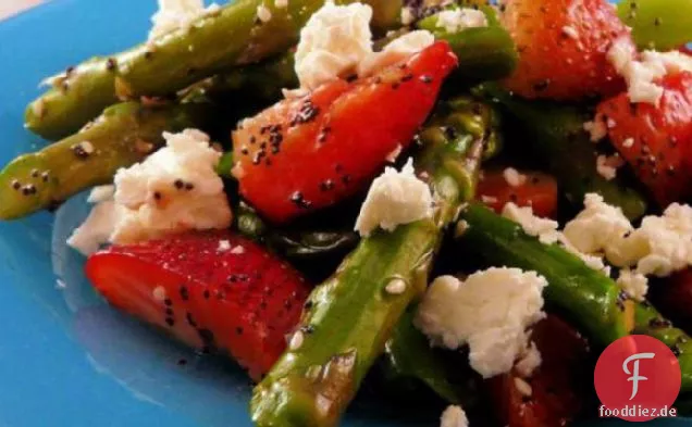 Spargel Erdbeersalat