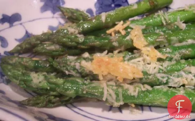 Spargel mit Parmesankruste