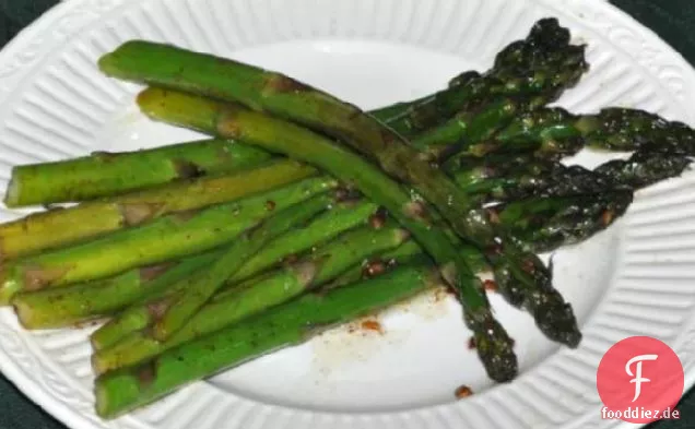 Provenzalischer gebratener Spargel