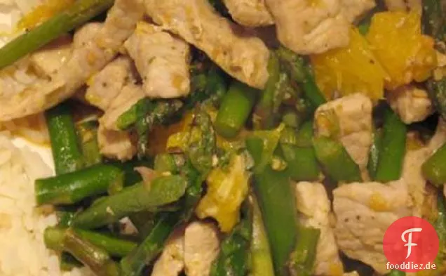 Orange Schweinefleisch und Spargel Stir-Fry