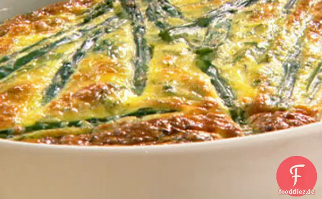 Osterfrittata mit Spargel, Ziegenkäse und Frühlingskräutern