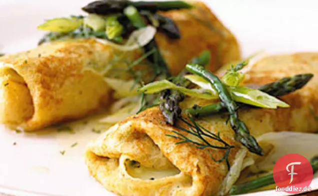 Käse Matzo Blintzes mit Spargel und Dill
