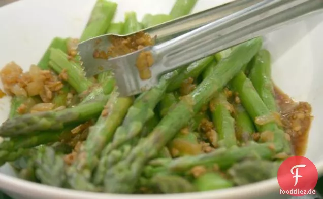 Spargel Mit Wasabi-Mayonnaise-Dip