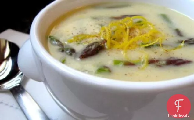 Zitronen-Spargelsuppe