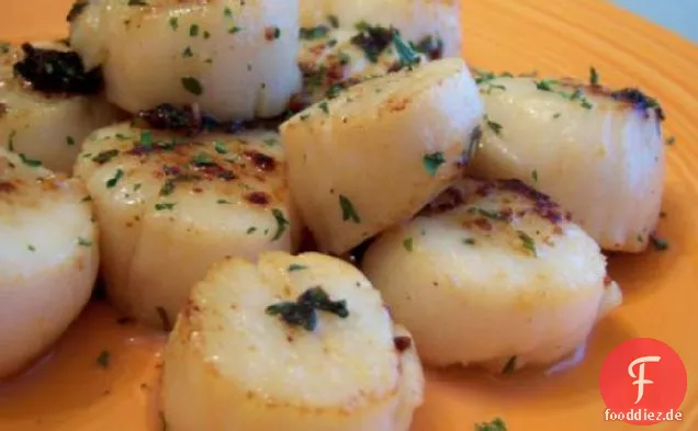 Coquilles St-Jacques a La Provencale - Jakobsmuscheln Mit Knoblauch