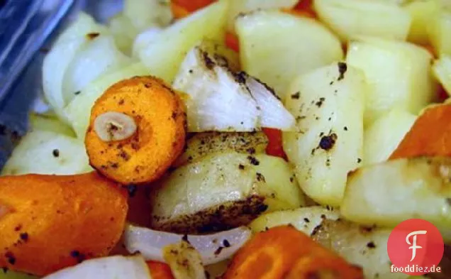Karotten & Kartoffeln gebraten w / Zwiebel und Knoblauch
