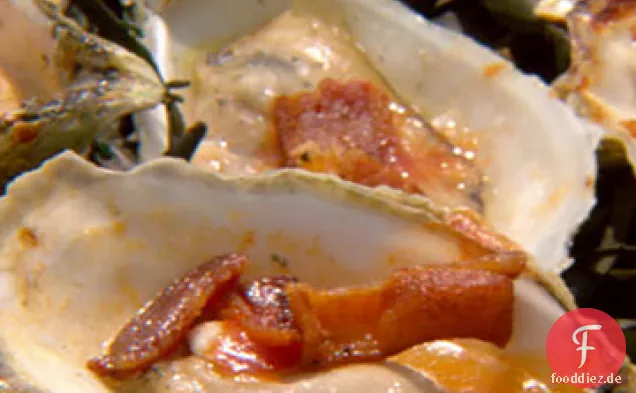 Gegrillte Austern mit Speck und Knoblauchbutter