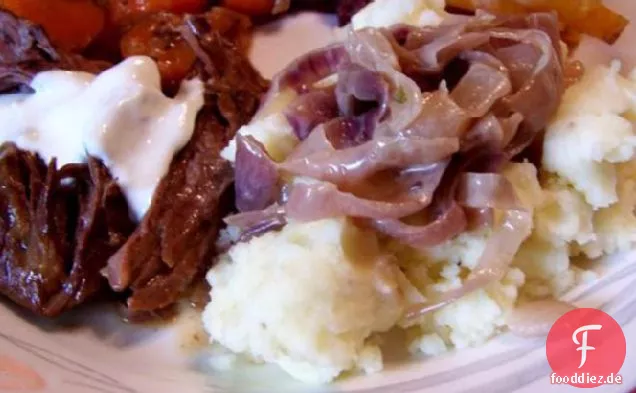 Kartoffelpüree mit geröstetem Knoblauch und Kräutern