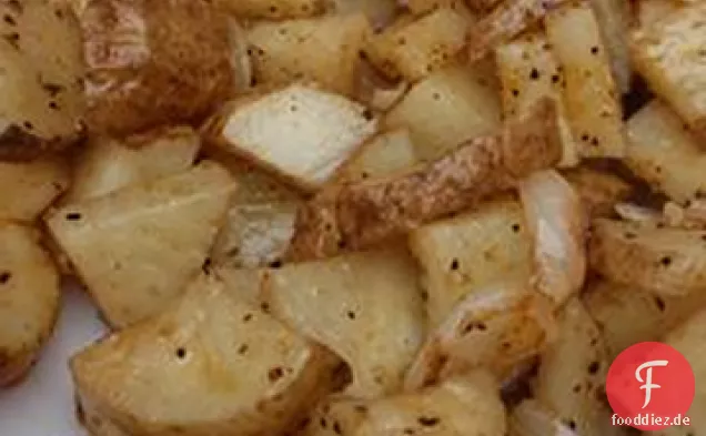 In Der Mikrowelle Erwärmtes Kartoffeln Lyonnaise