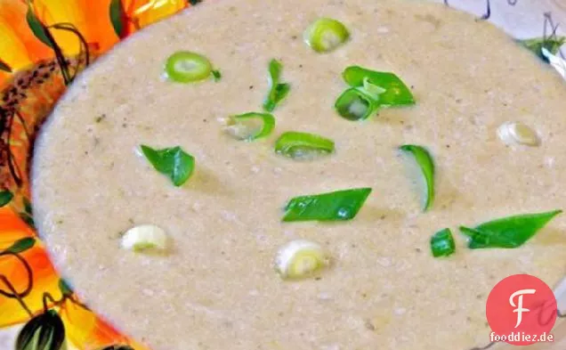 Geröstete Vidalia Zwiebel-Knoblauch-Suppe