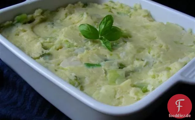 Cheesy Lauch und Kartoffel backen