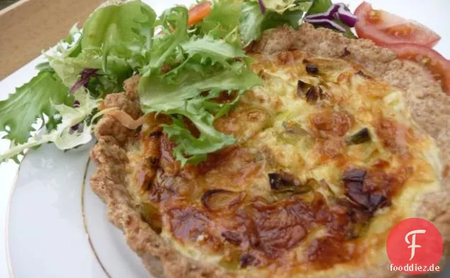Ja! Dies ist ein Auflauf aus Kartoffeln, Eiern, Lauch und Käse
