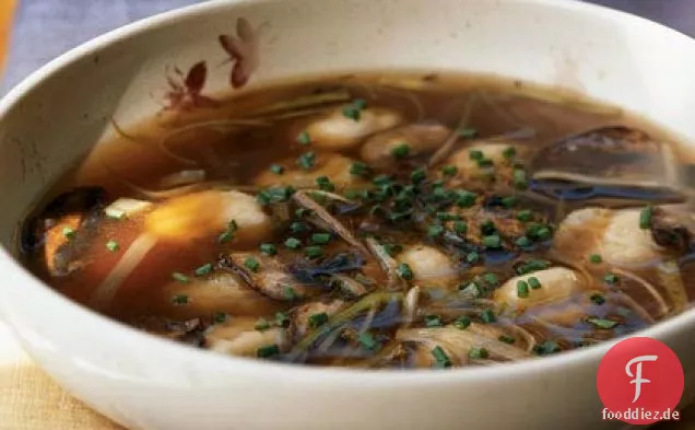 Kartoffelgnocchi in Pilzbrühe